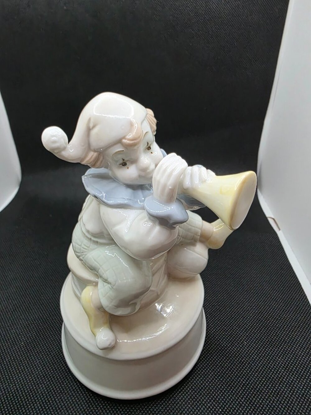 Vintage Linden clown Music Box “Send in the Clowns”